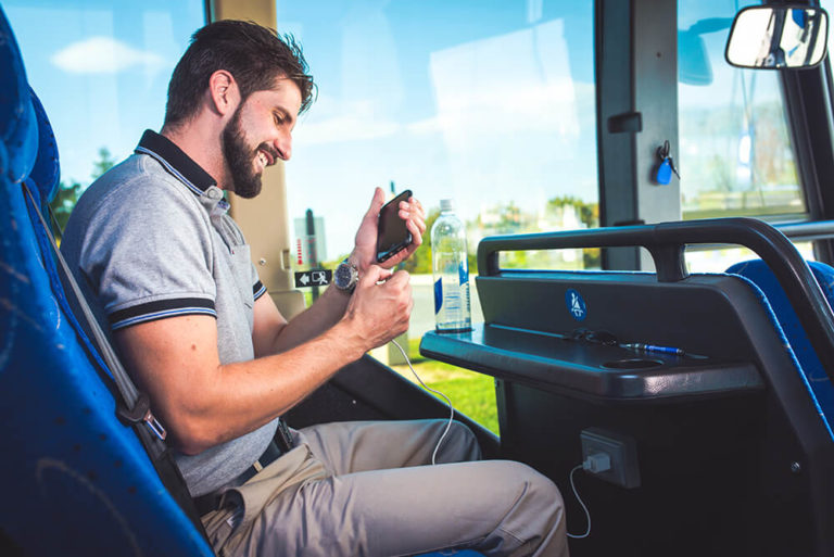 Do Charter Buses Have Wifi and Outlets? Atlantic Coast Charters